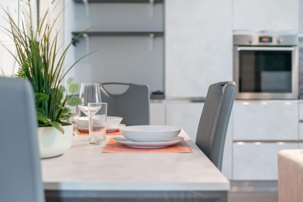 We Home - Uptown74 Bloom Apartment - Milano エクステリア 写真